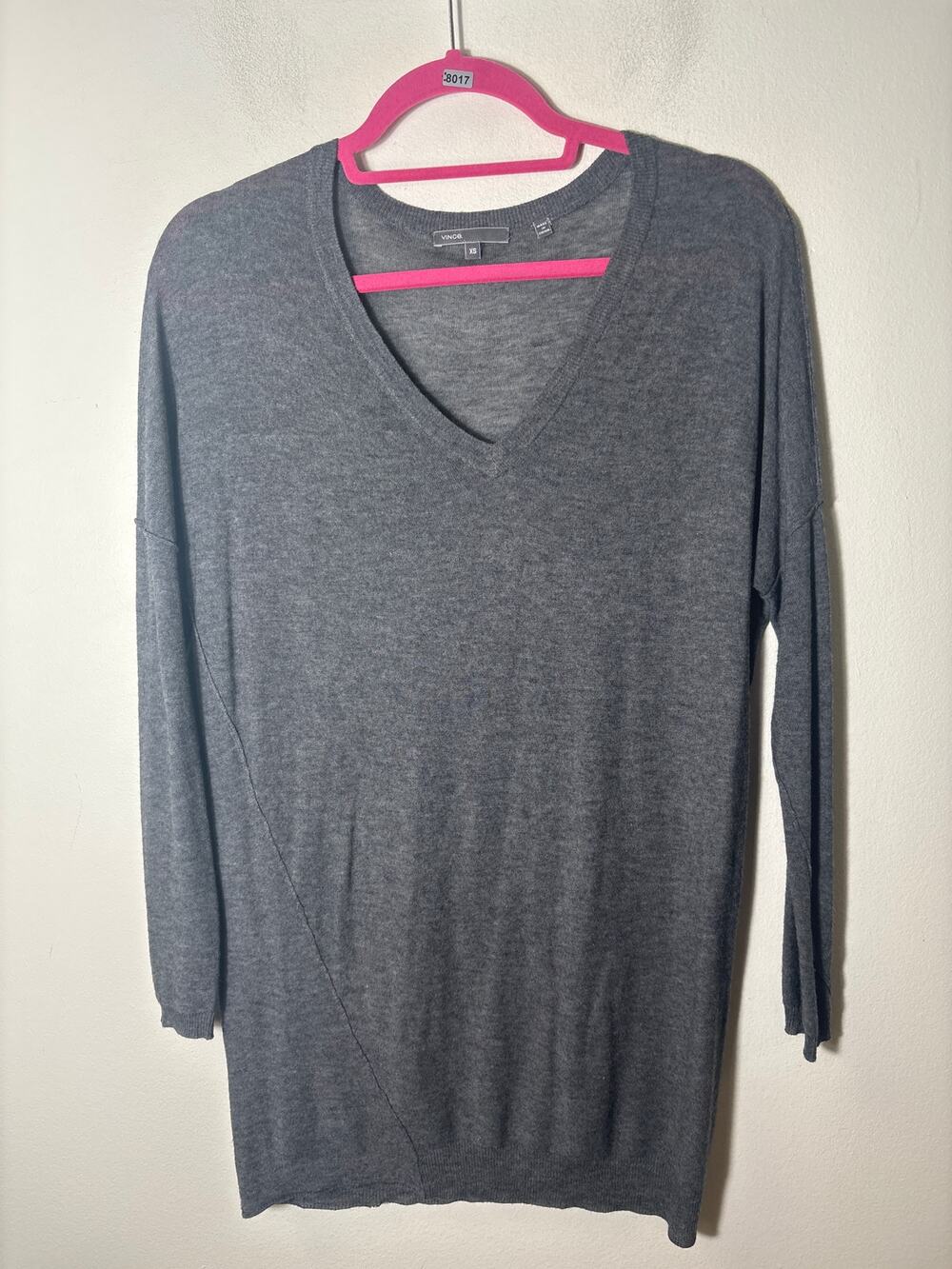 Vince Gray V Neck Long Sleeve Sweater Sz XS